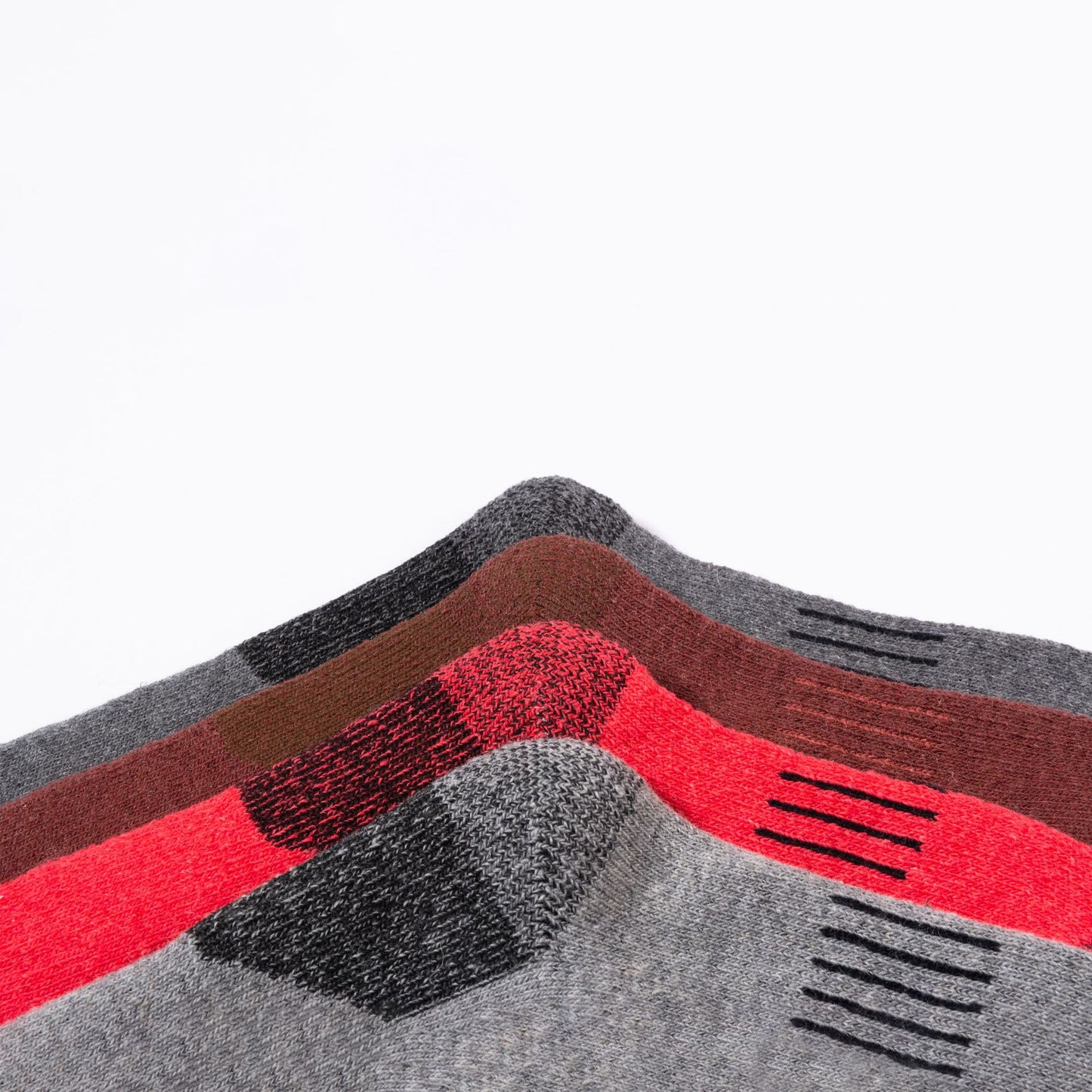 Men's warm outdoor sports socks containing merino wool High cotton socks Ski socks Wholesale by men's manufacturers