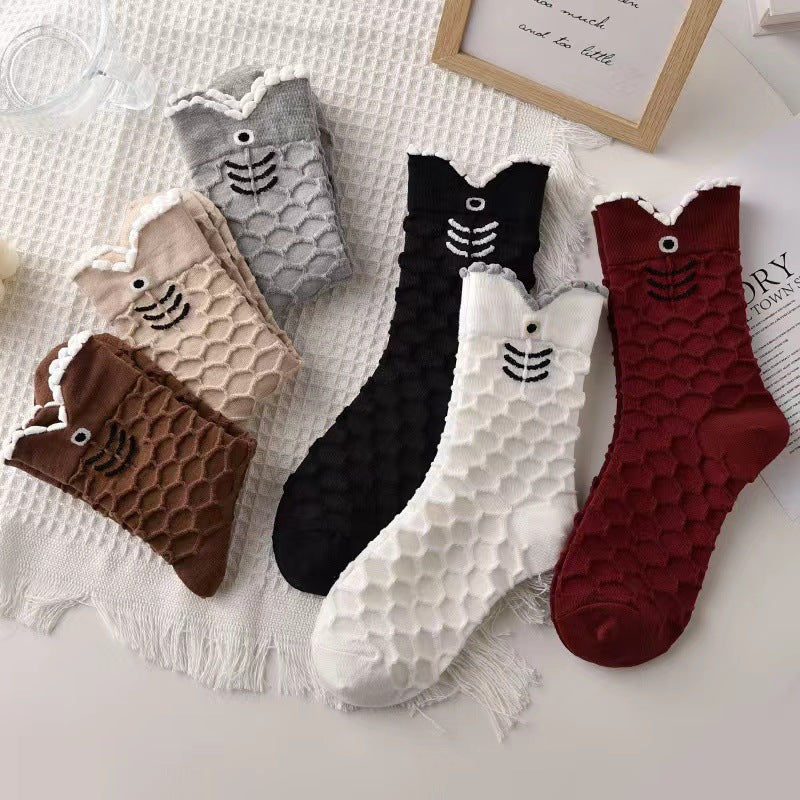 Wear koi socks outside women's long tube autumn and winter boneless medium tube women's socks cute versatile solid color socks wholesale